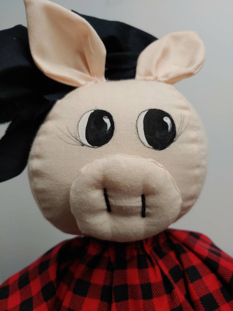 Pig home decor wreath attachment, shelf sitter, country accent